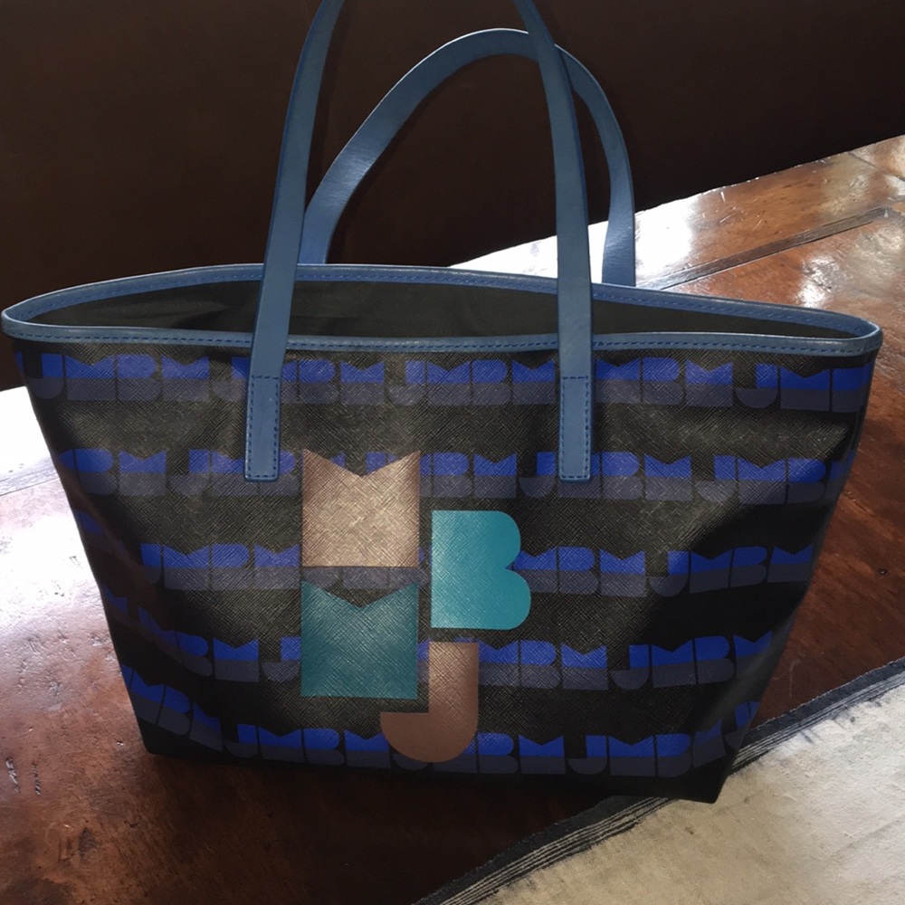 MBMJ (Marc By Marc Jacobs) tote. In new condition.
